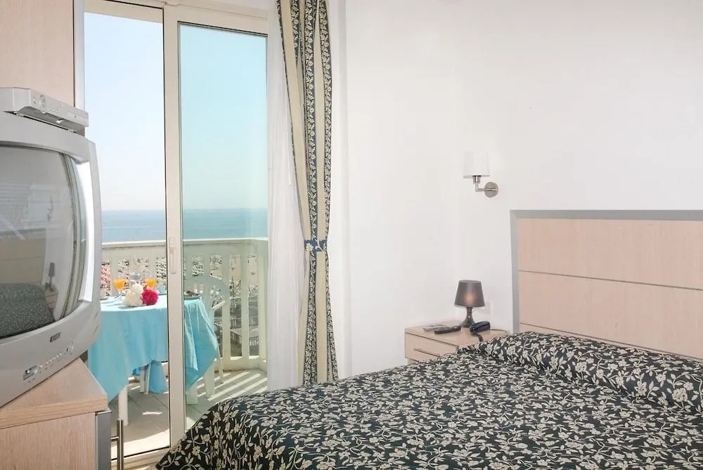 Residence T2 Rimini 0*,  Italie